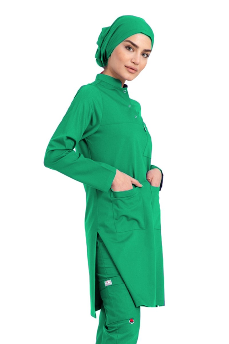 Labor Tesettür Scrubs Forma TST-03 | Elastik Likralı Pamuklu | Doktor & Hemşire 40/M - Çimen Yeşili