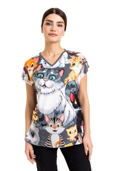 Cerrahi forma tek üst şımarık kediler kadın